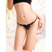 Черные стринги с жемчужными бусинками P5130