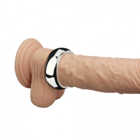 Металлическое кольцо на член "Emperor" 