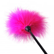 Щекоталка перьевая